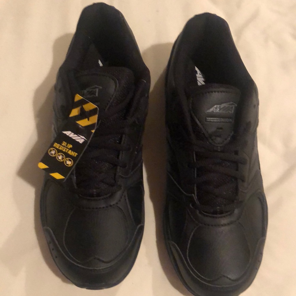 Avia - Men’s non-slip work shoes - size 11
